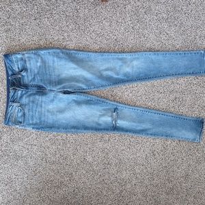 Juniors So soft jeggings with one knee rip